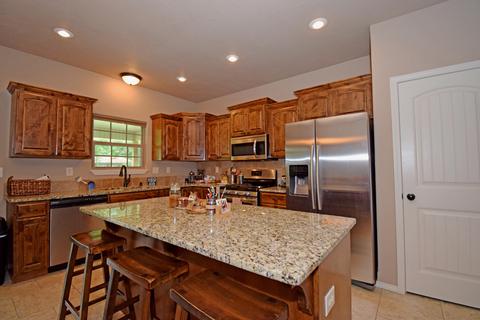 710 N 10th Ave, Ozark, MO 65721 photo 4