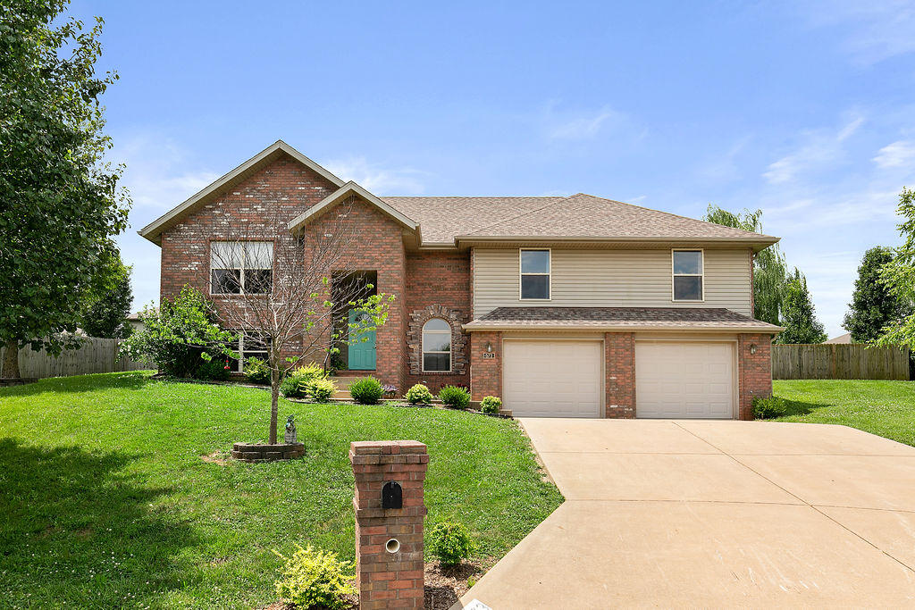 573 Peachum Pl, Nixa, MO 65714 photo 1