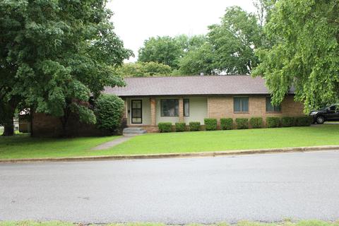 1146 S Porter Ave, Aurora, MO 65605 photo 1