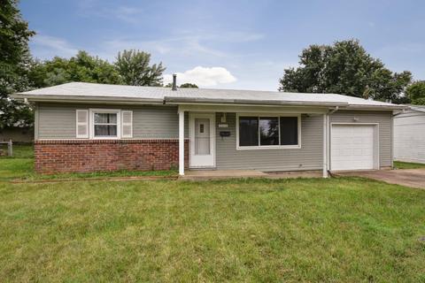 3310 W Dorber Dr, Springfield, MO 65807 photo 1