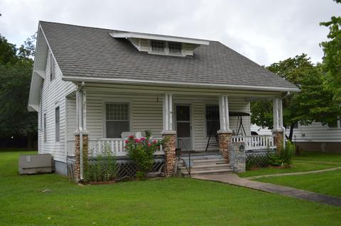 2126 N Johnston Ave, Springfield, MO 65803 photo 1