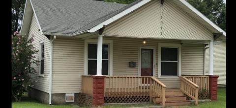 1317 W Thoman St, Springfield, MO 65803 photo 1