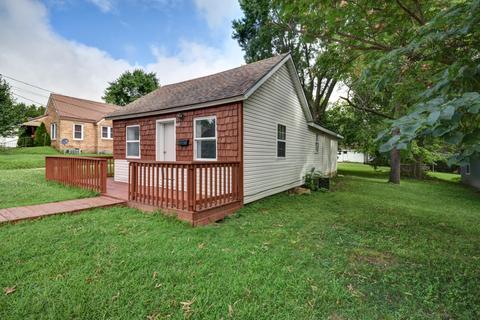 412 E Pleasant St, Mount Vernon, MO 65712 photo 1