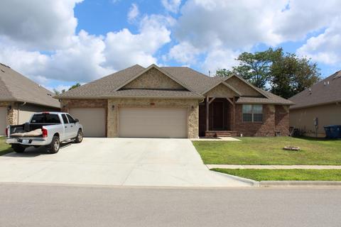 885 Striper Dr, Nixa, MO 65714 photo 1