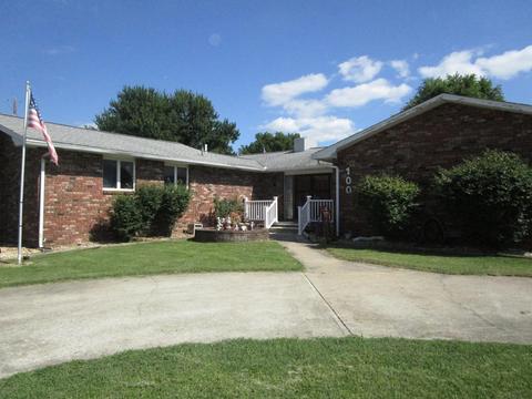 100 W Mercer St, Jasper, MO 64755 photo 1