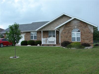 711 Poplar Ct, Marshfield, MO 65706 photo 1