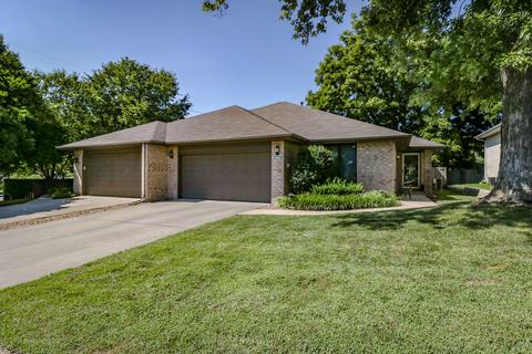 1407 E Dunkirk St, Springfield, MO 65804 photo 1
