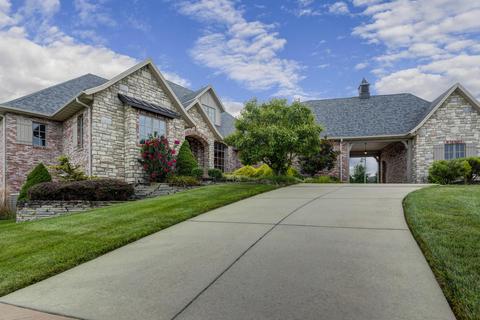 758 S Hickory Ter, Springfield, MO 65809 photo 1