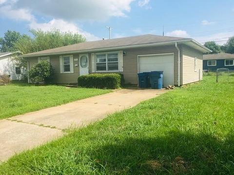 2014 Forest Dr, Carthage, MO 64836 photo 1