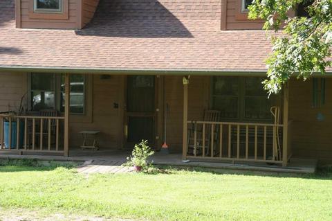 175 Hickory, Pineville, MO 64856 photo 1