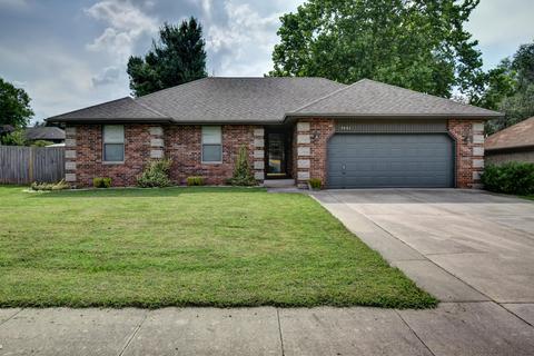 3467 S Sunrise Ave, Springfield, MO 65807 photo 1