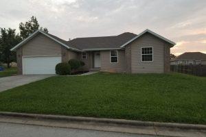 303 Chippewa, Clever, MO 65631 photo 1