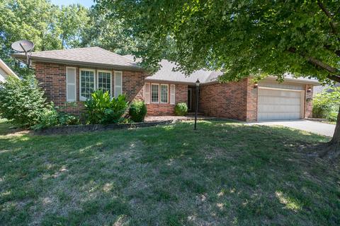 3829 W Blake Ct, Springfield, MO 65807 photo 1