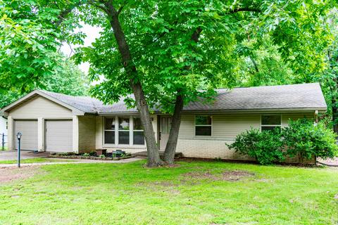 1105 W Vancouver St, Springfield, MO 65803 photo 1