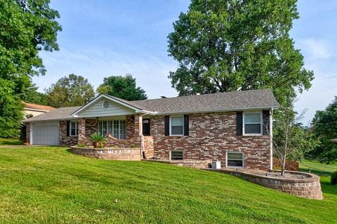 2523 W Blossom Dr, Springfield, MO 65810 photo 1