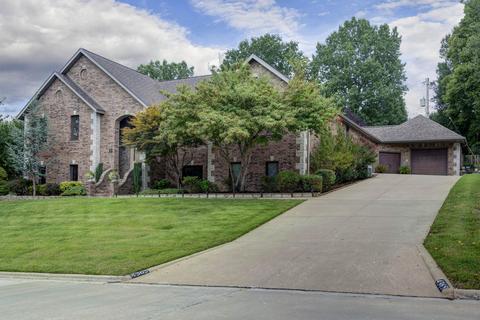4365 E University St, Springfield, MO 65809 photo 1
