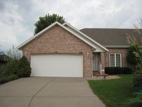 283 E Degraffenreid St, Springfield, MO 65810 photo 1