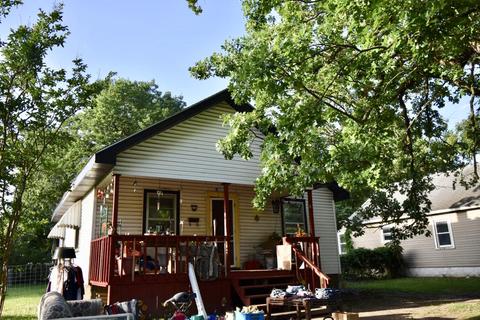 1959 W Atlantic St, Springfield, MO 65803 photo 1