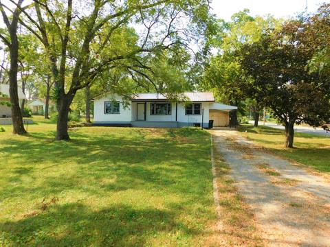 809 Cedar Ave, Cabool, MO 65689 photo 1