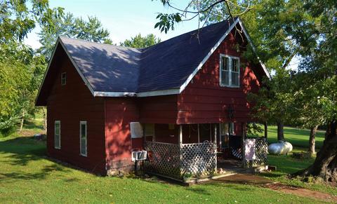706 S Spring St, Ava, MO 65608 photo 1