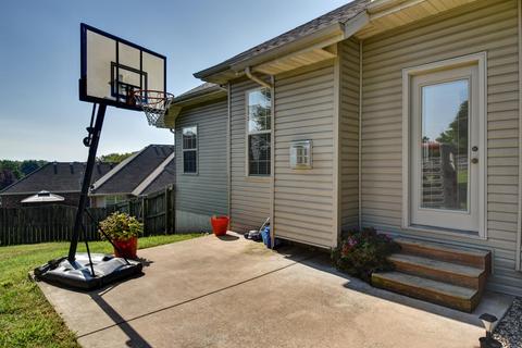 2707 W Executive Cir, Ozark, MO 65721 photo 11