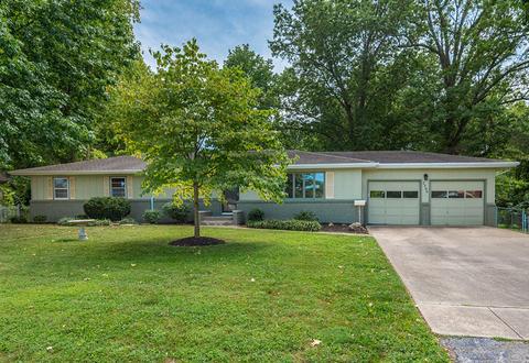2346 E Washita St, Springfield, MO 65804 photo 1