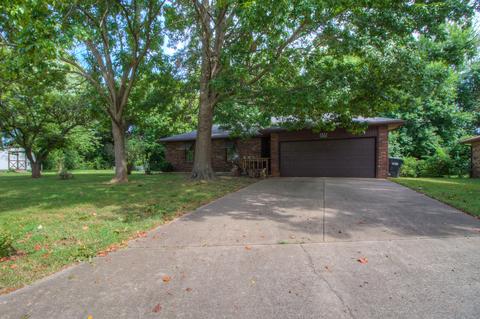 2034 S Broadway Ave, Springfield, MO 65807 photo 1