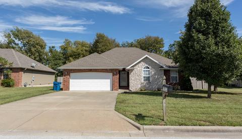 516 S Patterson, Republic, MO 65738 photo 1