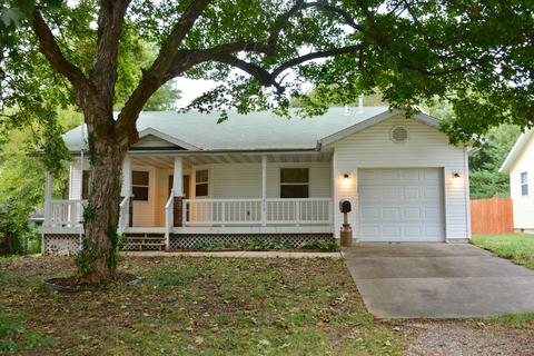 515 E Burford St, Marshfield, MO 65706 photo 1