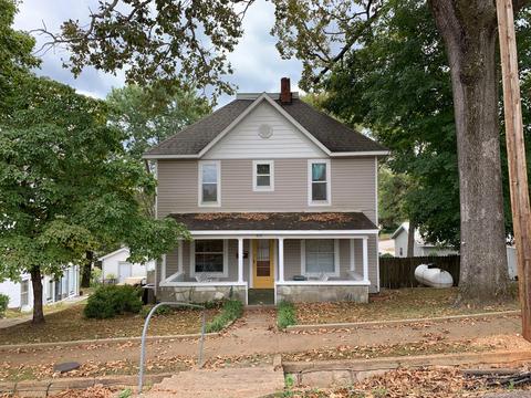 415 Chestnut St, Thayer, MO 65791 photo 1