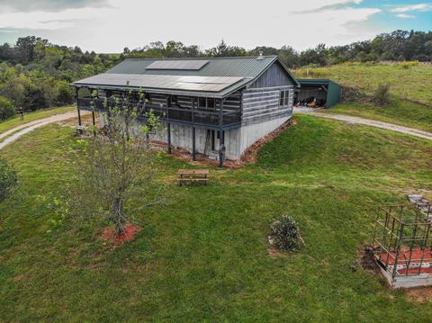 365 S Walnut St, Crane, MO 65633 photo 1