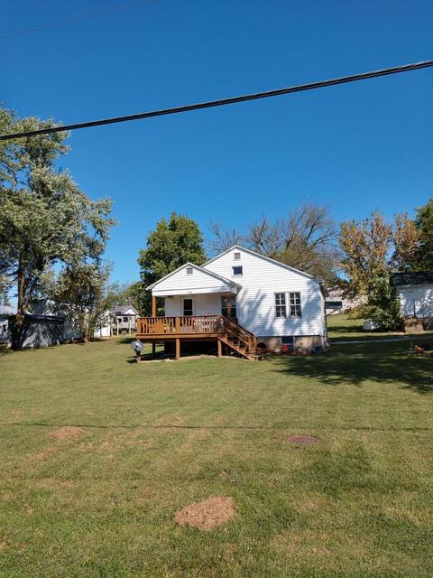 604 Elm Ave, Ava, MO 65608 photo 1