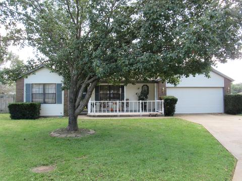 504 E Durham Ct, Strafford, MO 65757 photo 1