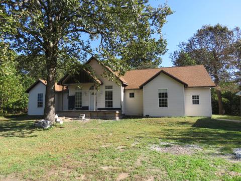 7207 Angus Dr, Seneca, MO 64865 photo 1