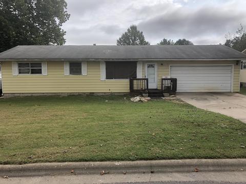3022 N Pierce Ave, Springfield, MO 65803 photo 1
