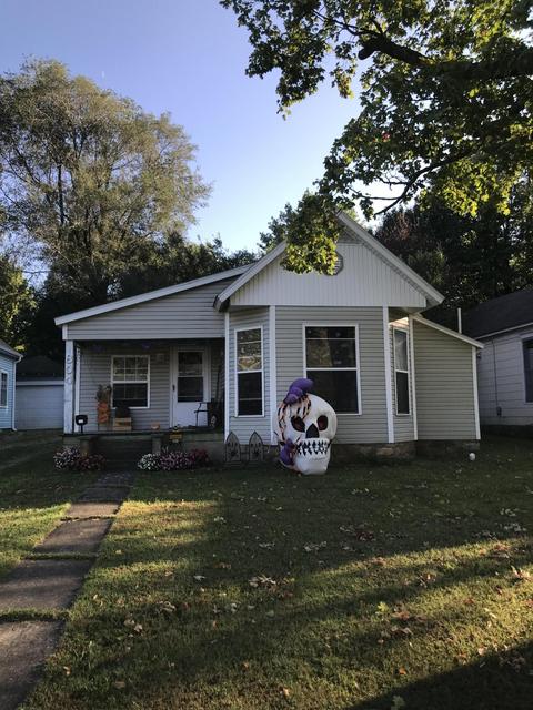 804 W Scott St, Springfield, MO 65802 photo 1