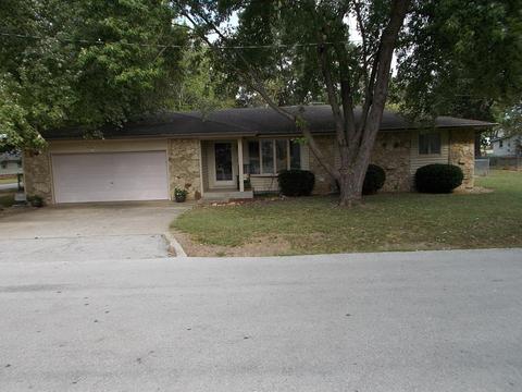 517 W Cooper St, Buffalo, MO 65622 photo 1