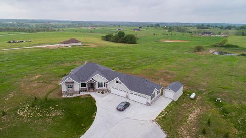 2654 Terrell Valley Dr, Republic, MO 65738 photo 1