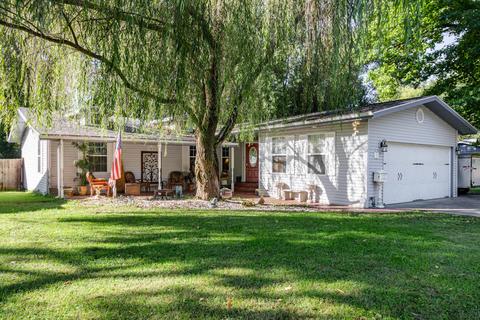 324 E Silsby St, Springfield, MO 65807 photo 1