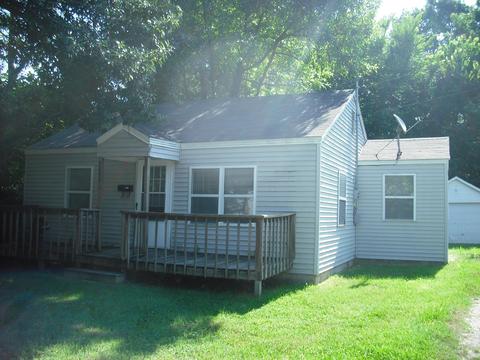 2068 N Grace Ave, Springfield, MO 65803 photo 1