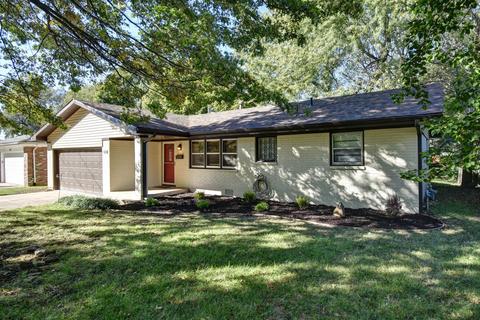 2437 S Dollison Ave, Springfield, MO 65807 photo 1