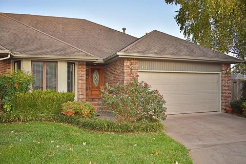 912 S Abbey Ct, Springfield, MO 65809 photo 1