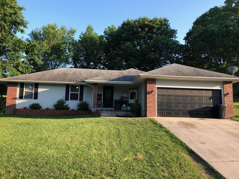 1711 Lakeview Dr, Ava, MO 65608 photo 1