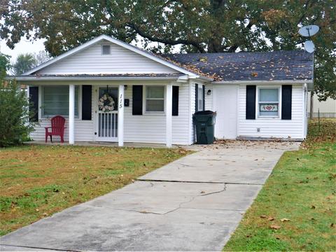 115 Elm St, Aurora, MO 65605 photo 1