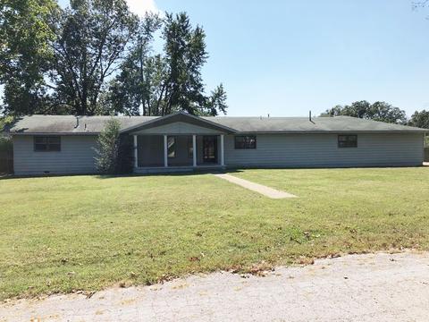 101 E Grant St, Mansfield, MO 65704 photo 1