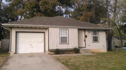 1655 E Chestnut St, Springfield, MO 65802 photo 1