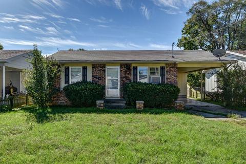 1724 W Brower St, Springfield, MO 65802 photo 1