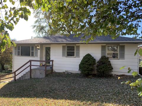 319 Dill St, Marshfield, MO 65706 photo 1