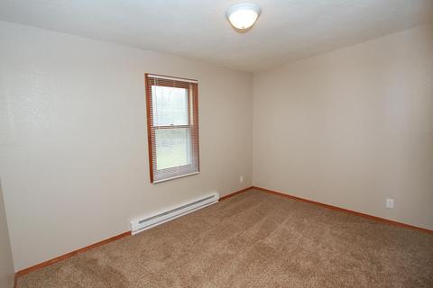 784 S Olive St, Marshfield, MO 65706 photo 6