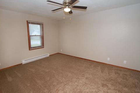 784 S Olive St, Marshfield, MO 65706 photo 8